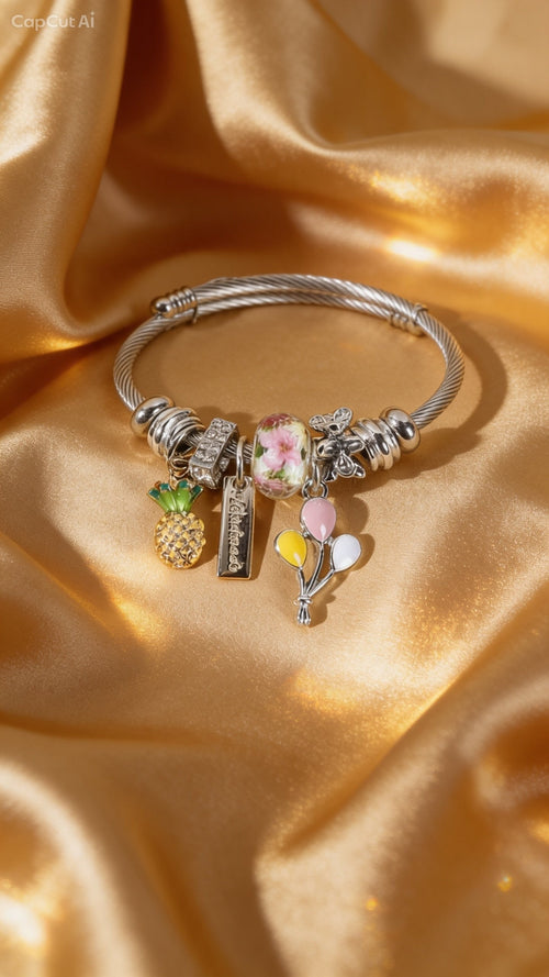 bracelet in feminine style,